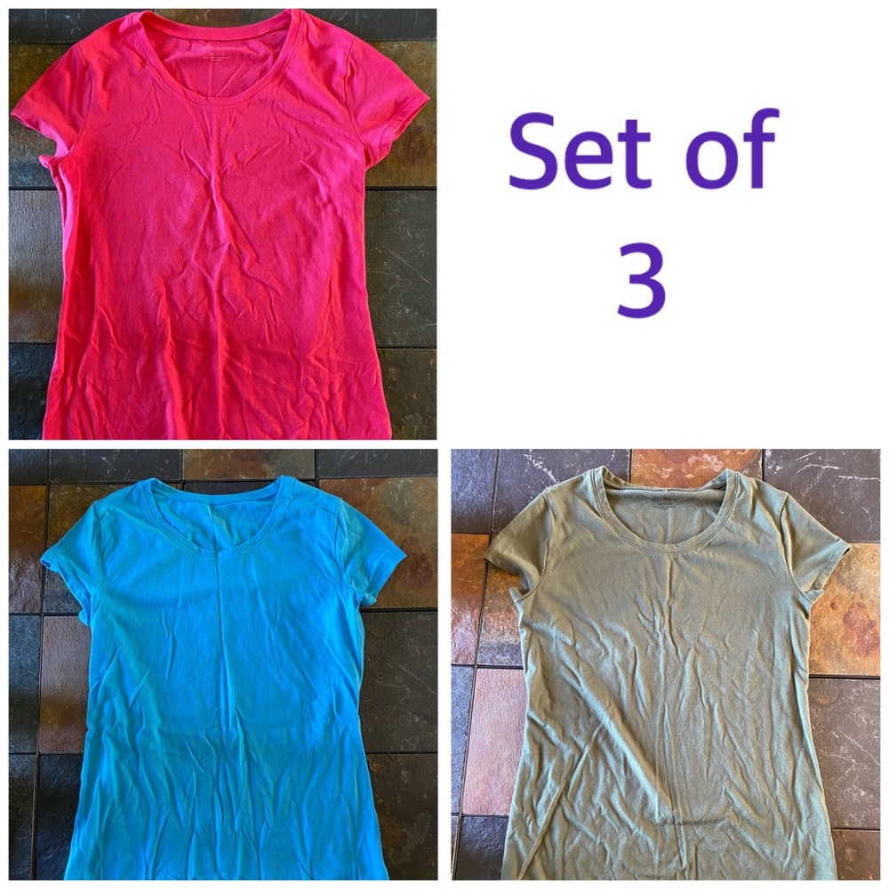 No boundaries t-shirt set of 3